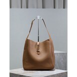 Yves Saint Laurent LE 5À7